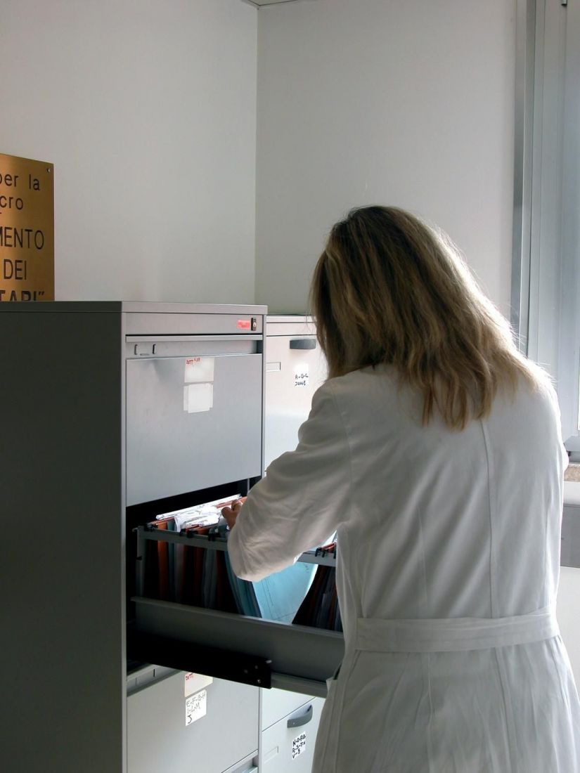 Hatékonyabbá teszi a munkát a fehér köpeny viselése