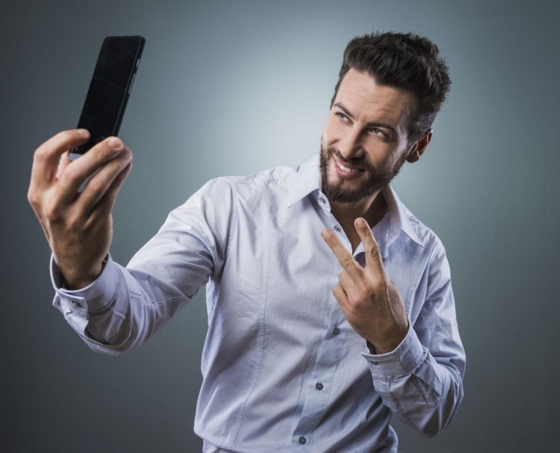 A nárcisztikus személyek népszerűsége csak ideig-óráig tart