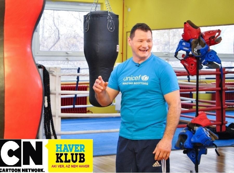 Aki ver, az nem haver! 