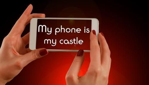 A kamaszok is unják már, hogy szüleik folyton a telefonon lógnak