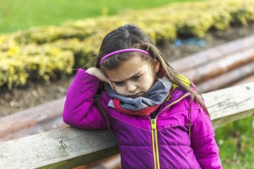 Amikor a gyerek nem akar iskolába menni: ezek a jelek mutatják, hogy komoly a baj