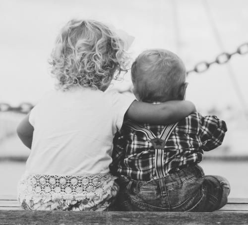 Mikor hozza a gólya a második gyermeket?