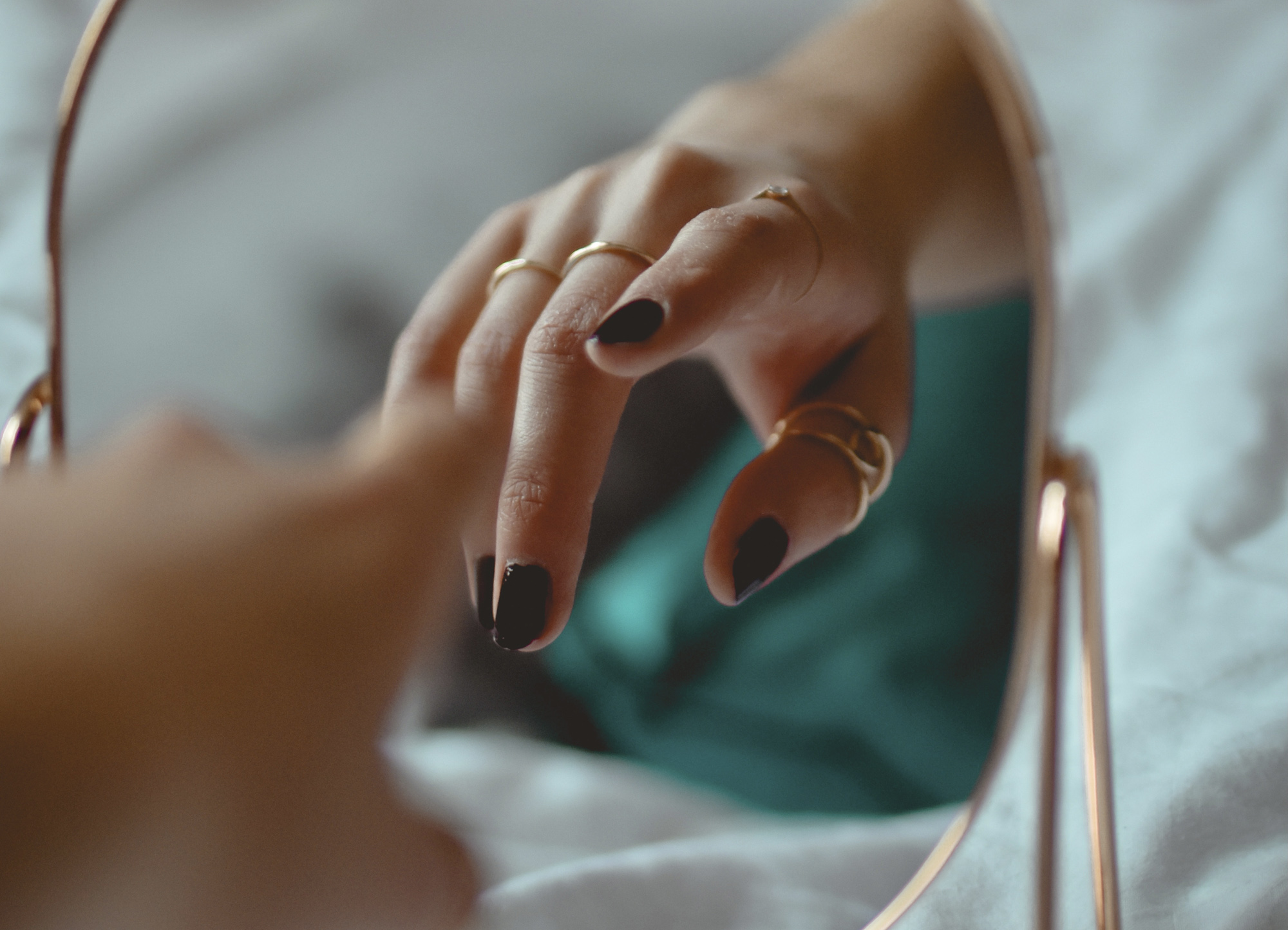 Miért számít, mit mutat a tükör?