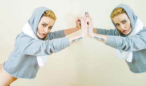 Önmagának lenni egyáltalán nem könny? feladat a hamis szelffel él?nek