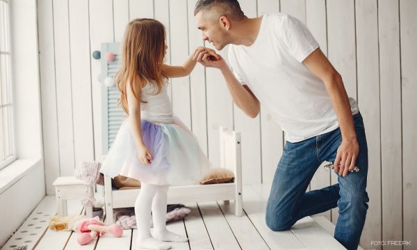 Anyalelk? apák és apalelk? anyák