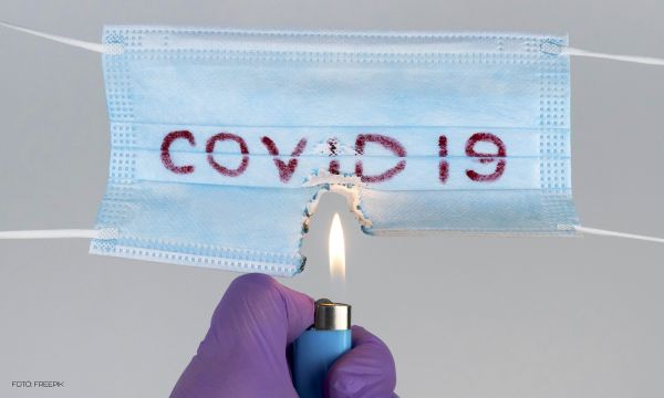 Kovédia két felvonásban